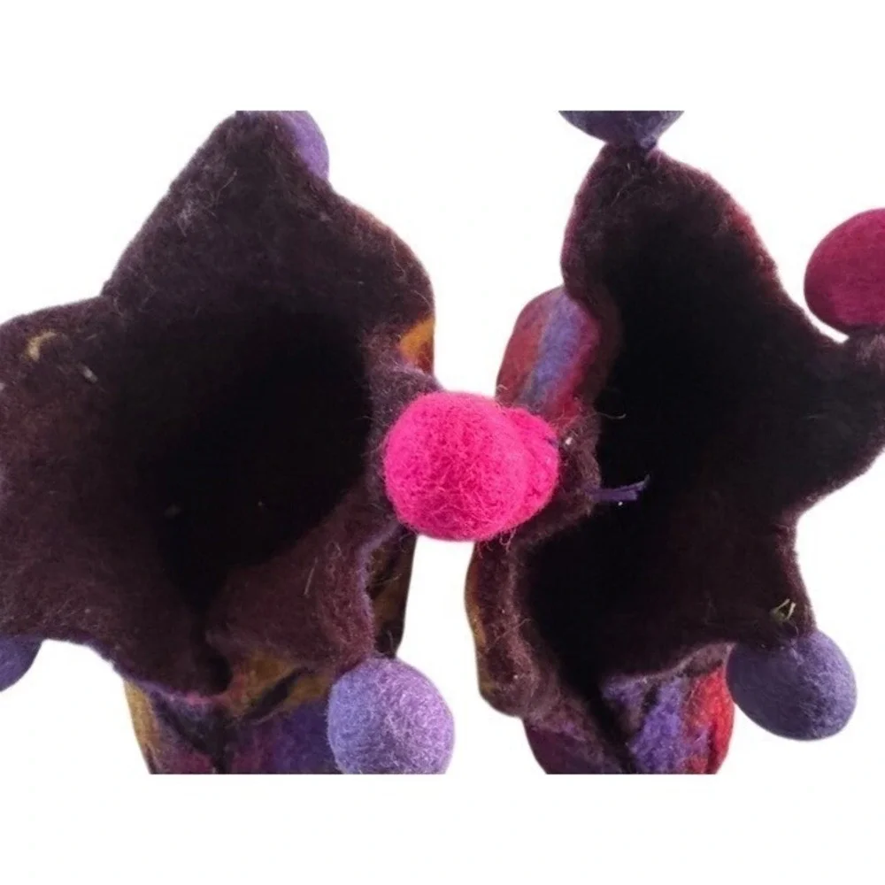 Euro Kids Felted Wool Slippers Boots Colorful Pom Poms Size euro 22 or 6
